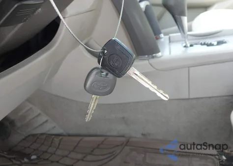 2007 Toyota Camry Le z USA, uszkodzony, nr VIN 4T1BE46KX7U055371